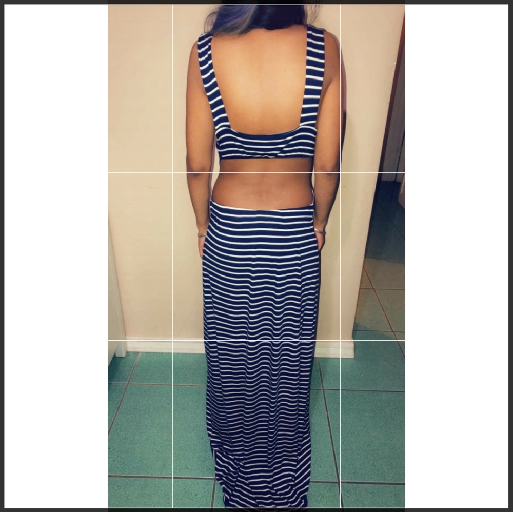 Dress - Picture 2 of 3